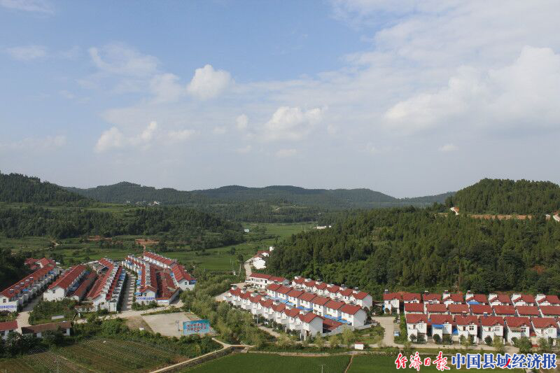 龙居村的华丽转身|中国县域经济报
