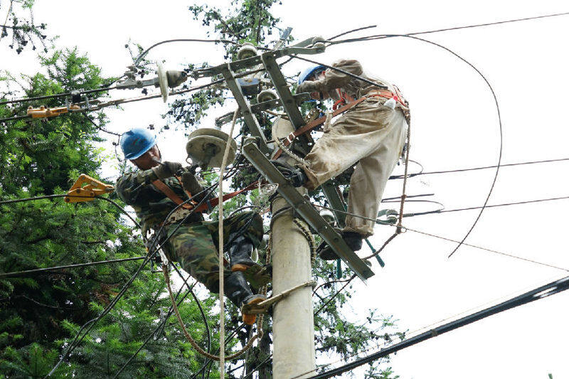 福建顺昌实行供电所所长总承包制