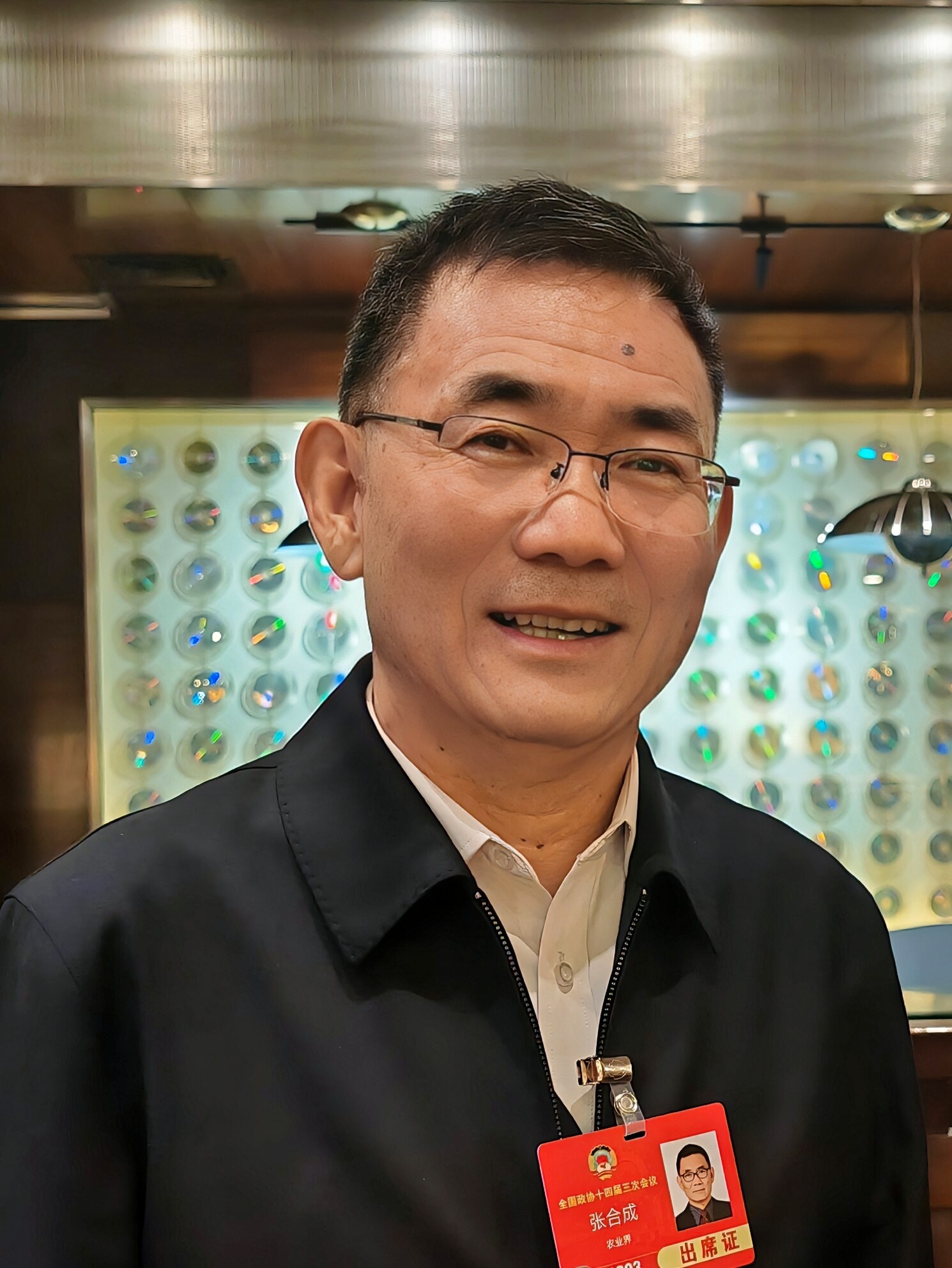 全国政协委员、中国农业科学院原党组书记张合成（受访者供图）