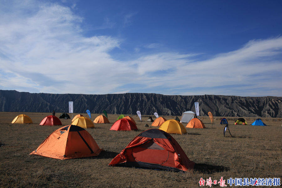 新疆克拉玛依打造旅游新亮点举办首届中国野外生存大赛