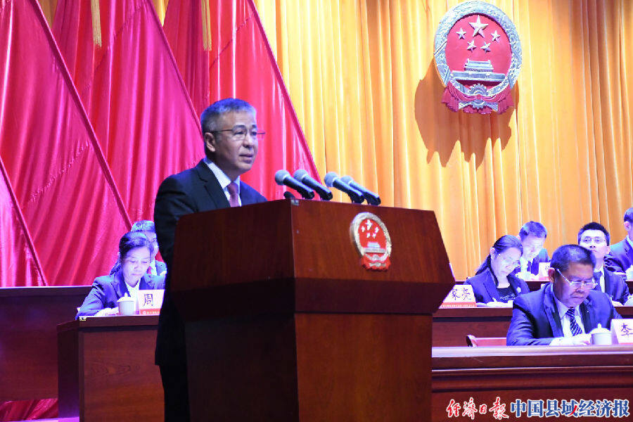 王昱正发表讲话(王琼妮 摄)