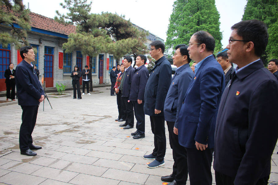 河南省鲁山县委理论学习中心组开展专题学习研讨|中国县域经济报