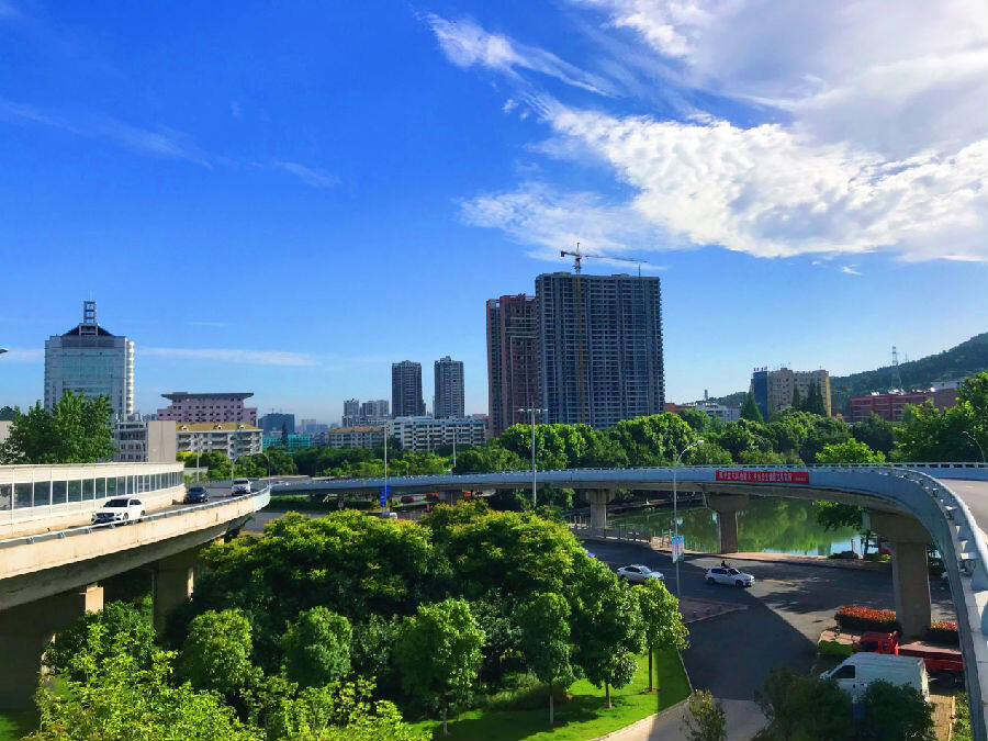 湖北荊門市為民辦實事確保人民群眾