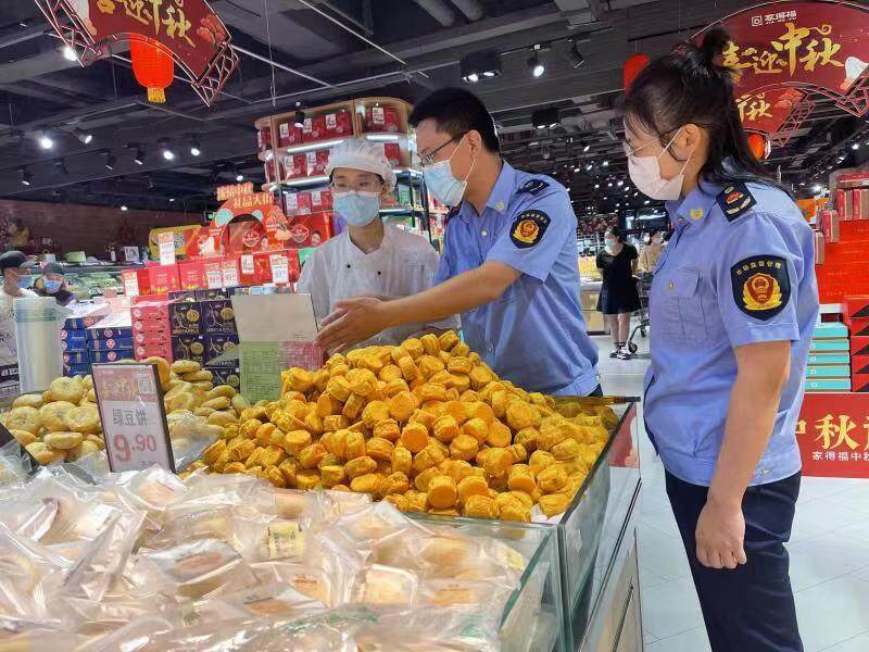 加强双节食品安全监管 保障"舌尖上"的安全