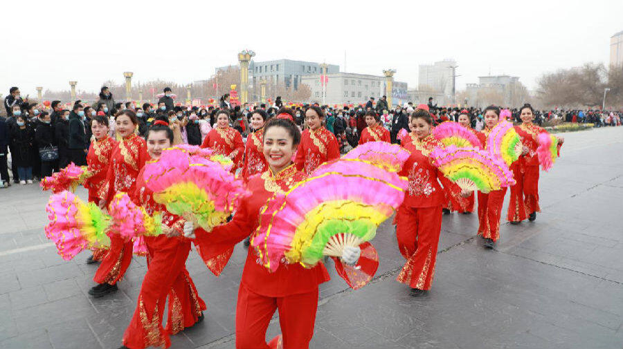 新疆节日盛况图片