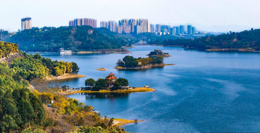 雲峰關森林公園是隆昌市爭創