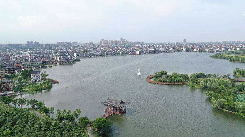 杭州塘栖镇:河道治理让丁山湖美如画
