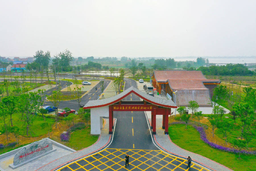 孝感老观湖国家湿地公园入口(应融媒 摄)