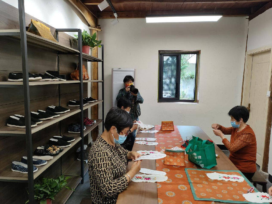 浙江桐庐:"一线新闻会"走进山乡看共富