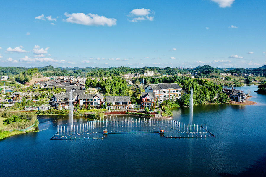 农发行南充市分行贷款支持的南部县八尔湖乡村振兴旅游配套项目(李文