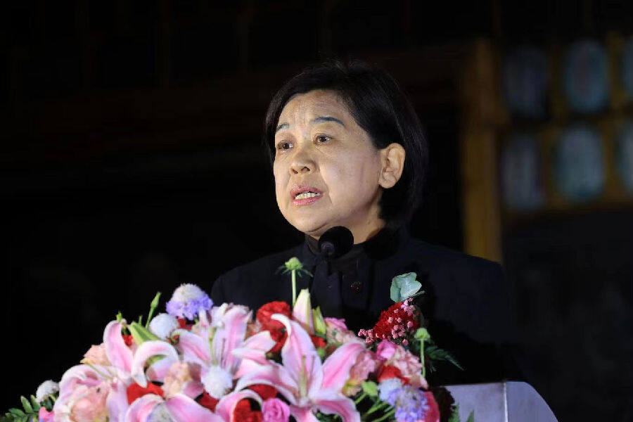 腾冲市高黎贡山生态茶业有限责任公司董事长陈亚忠致辞(刘正凡 摄)