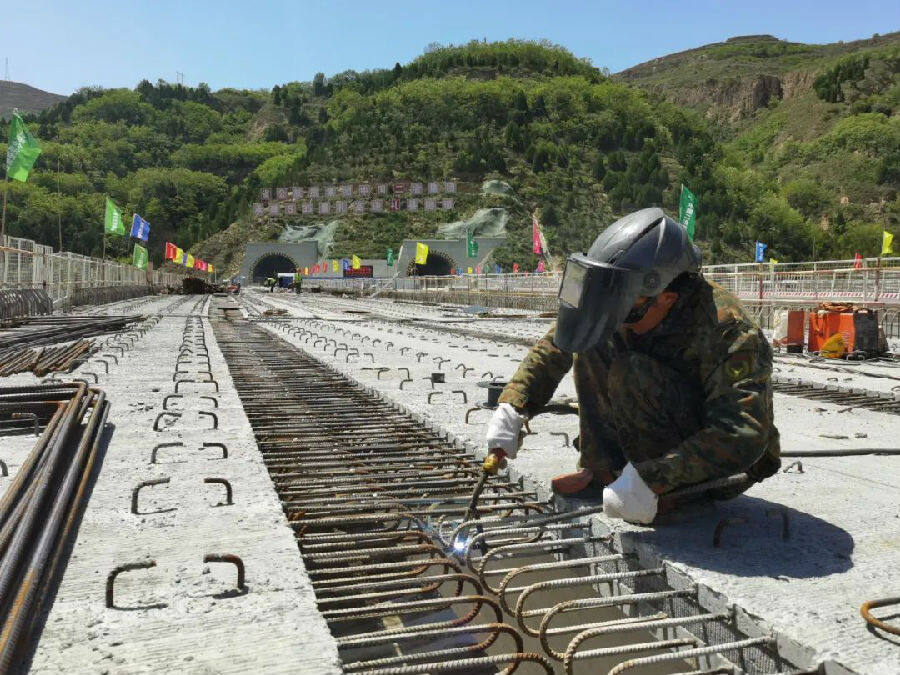 甘肅禮縣s35景禮高速項目建設按下快進鍵跑出加速度