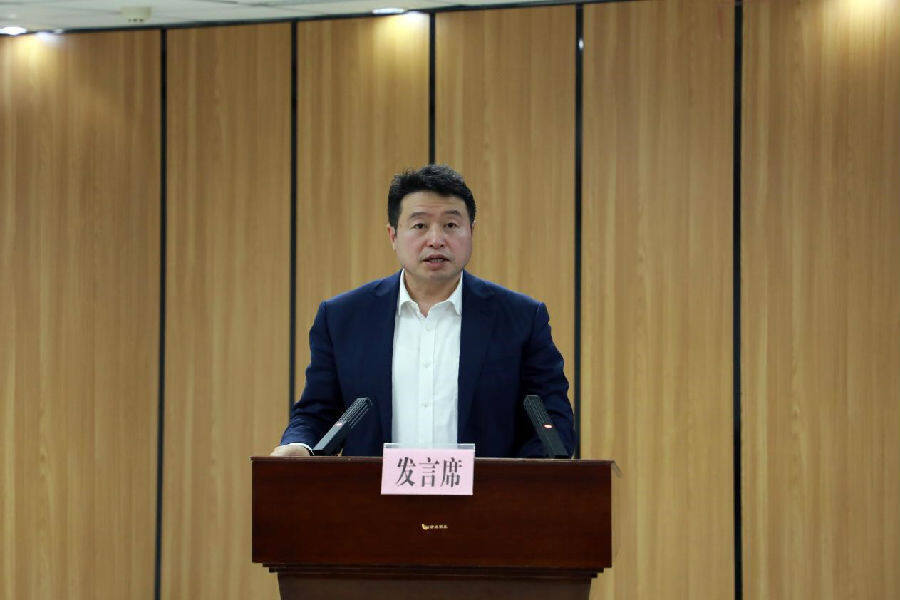 县长讲话(法库宣 摄)