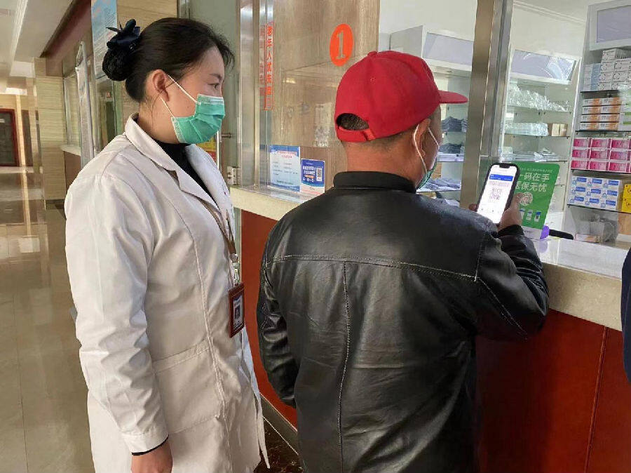 包含中国中医科学院广安门医院挂号票贩子自我推荐，为患者解决一切就医难题的词条
