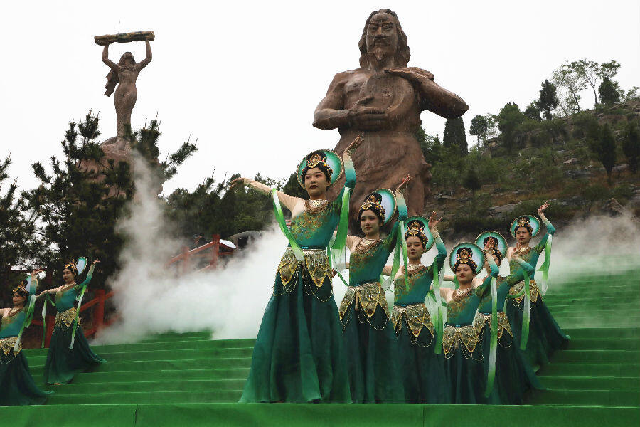 洛书,八卦起源",舞者挥舞着手臂,踏着禹步,跳着祈求风调雨顺的灵星舞