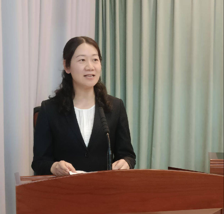 最美乡村教师刘爽讲述家风故事 (王静  摄)