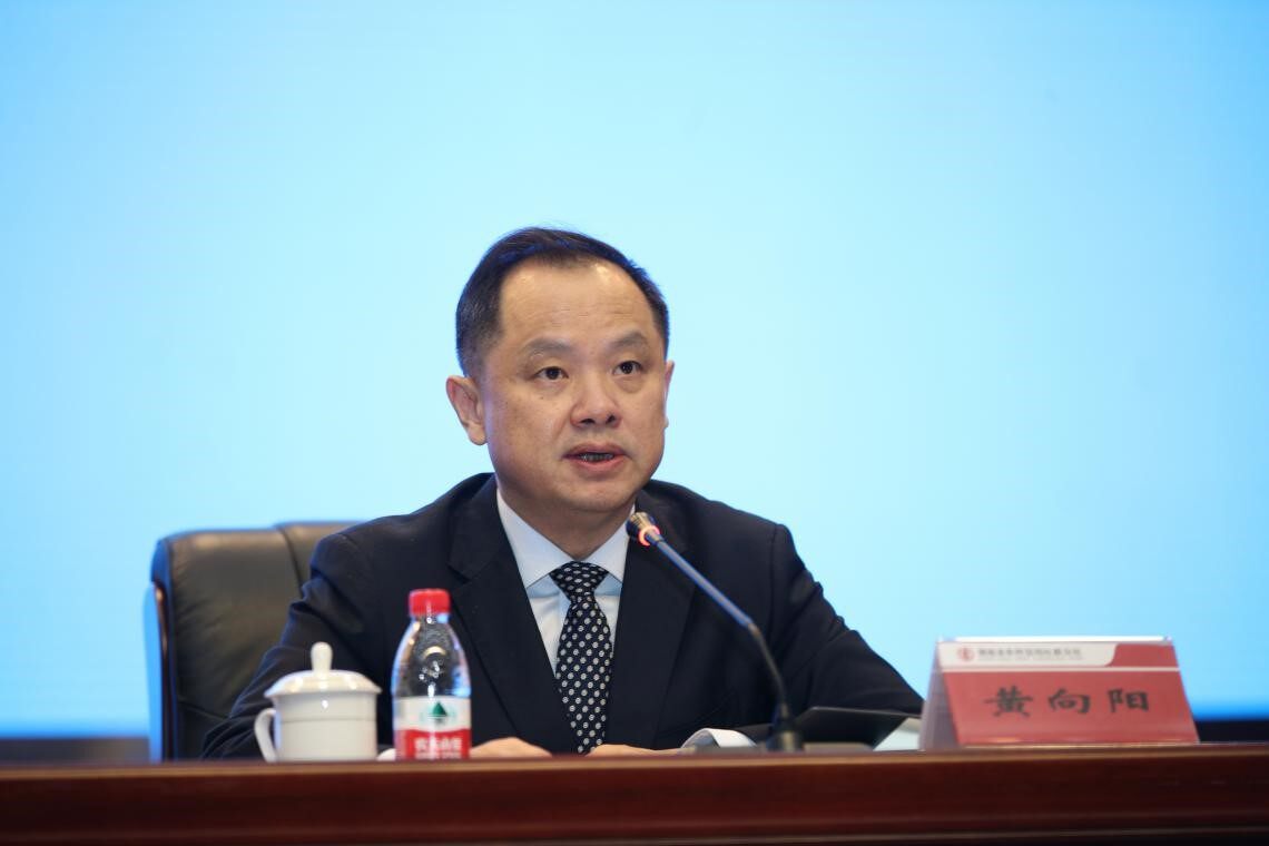 进行说明,党委委员,副主任王文芳对《加快推进湖南农信系统高质量发展