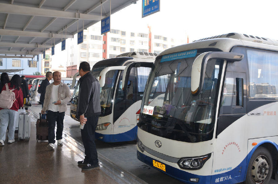 云南陆良出实招办实事代表议案建议办理见实效