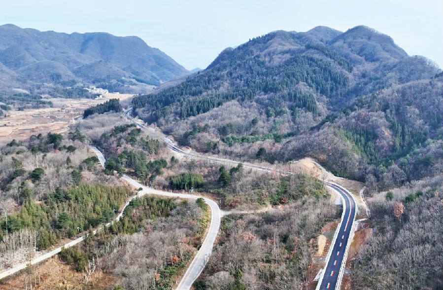 四川劍閣下寺至利州區月壩公路正式通車