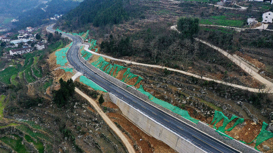 四川广元朝天区重点项目建设热火朝天