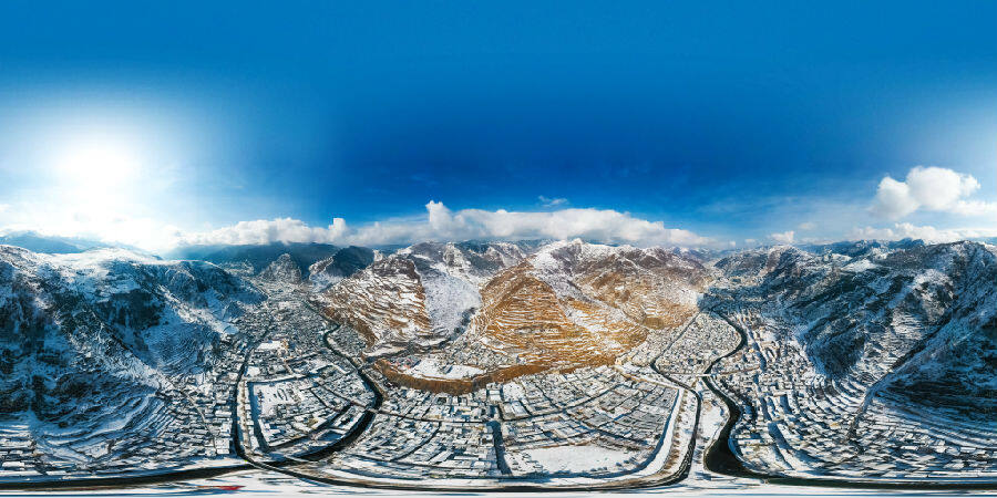 松潘全景（姜跃斌 摄）
