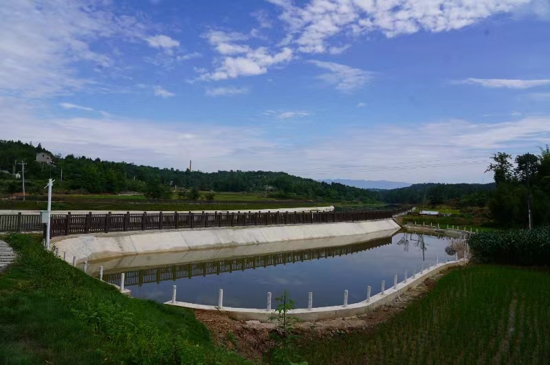 工农埝桥附近新建亲水步道 （黄兰 摄）
