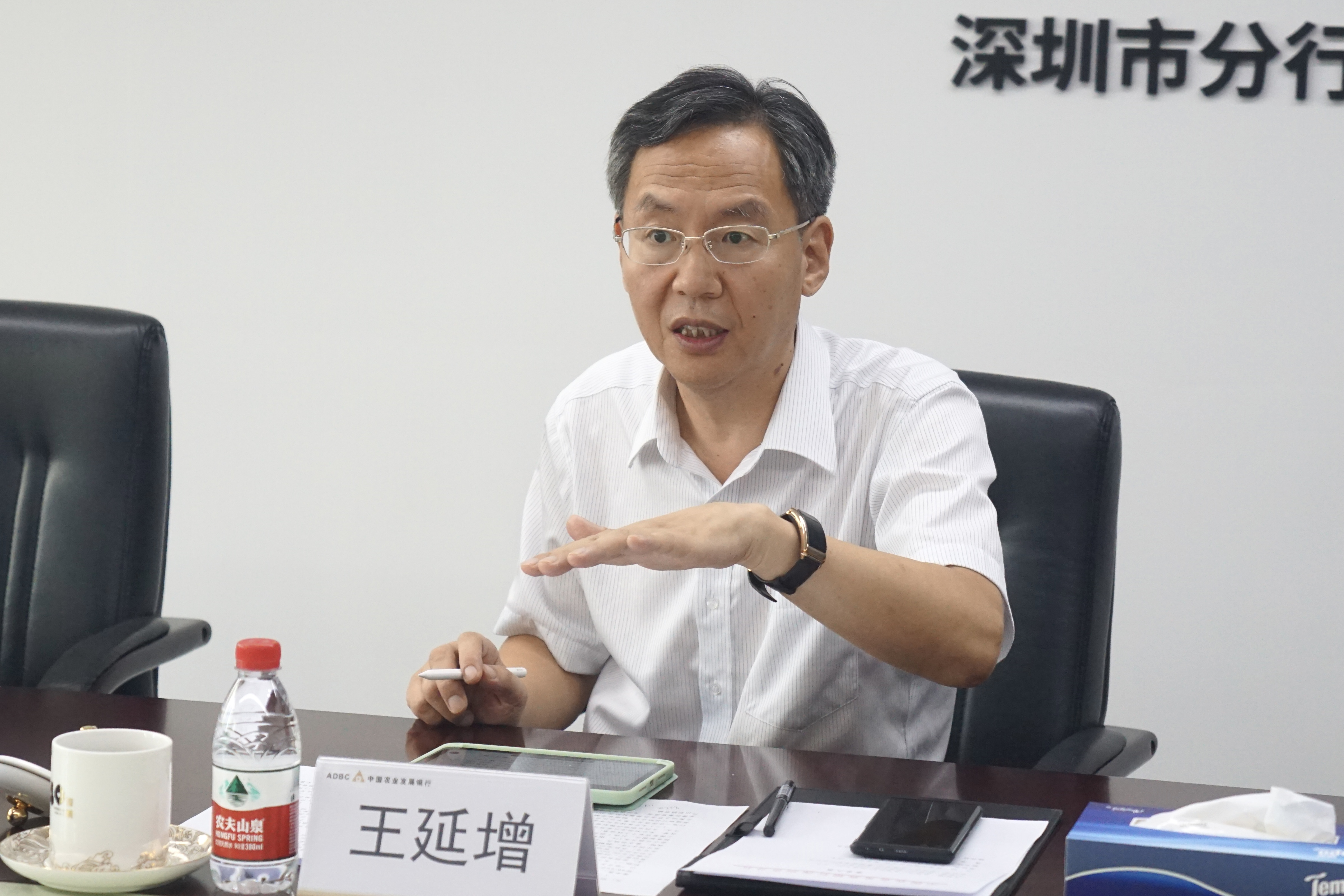 调研座谈会现场 （曾文婧 摄）