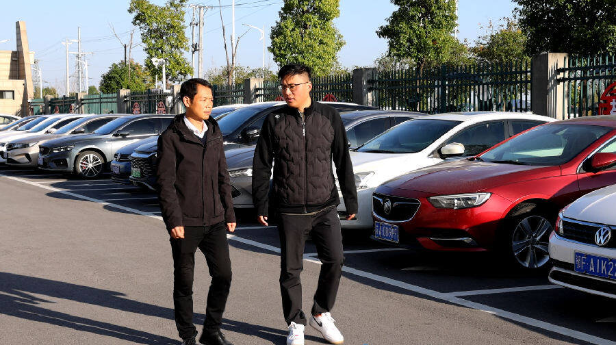 协调解决停车难问题.png
