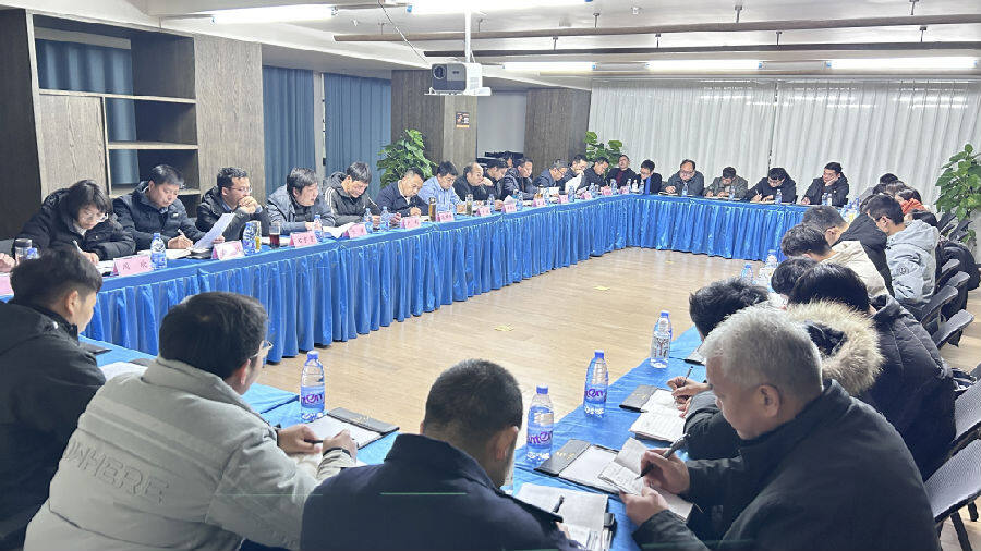 现场座谈会（王祥 摄）