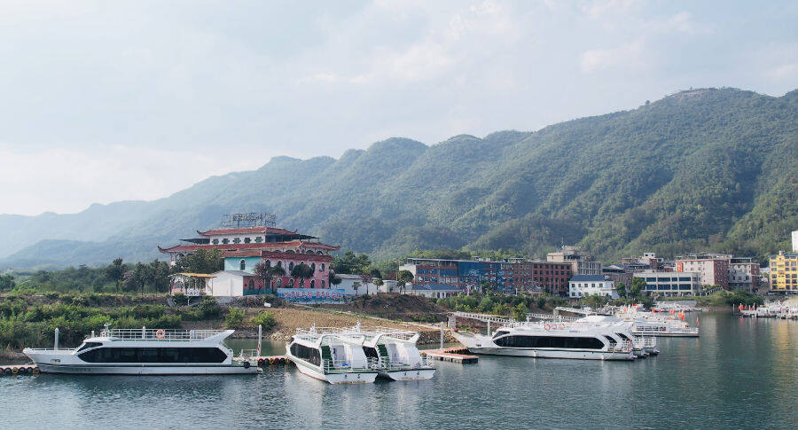 阳新仙岛湖美景 （蔡力沛 摄）   