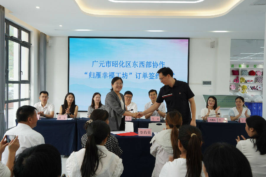 开班现场（杨黎明 摄）