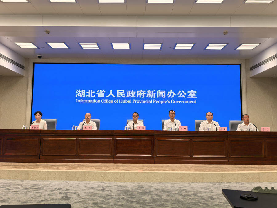 发布会现场（余惠玲 摄）