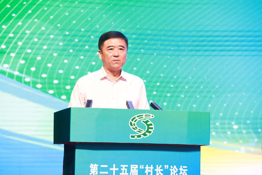朝阳市委副书记、市长老颜武讲话（刘欣杰 摄）