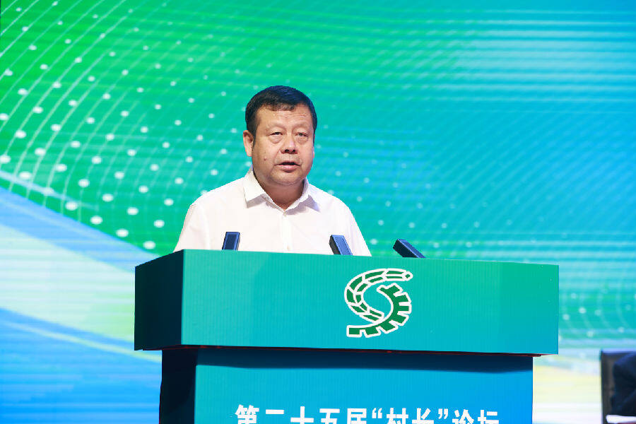 建平县委副书记、县长陈景泉致辞（刘欣杰 摄）