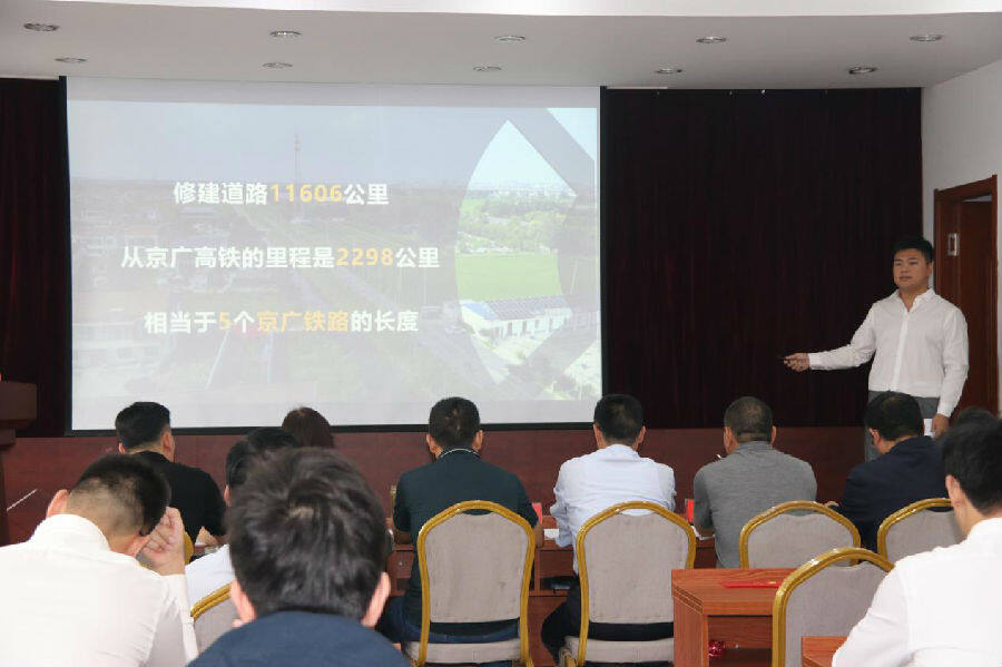 比赛现场(秦健 摄) 比赛现场(秦健 摄)