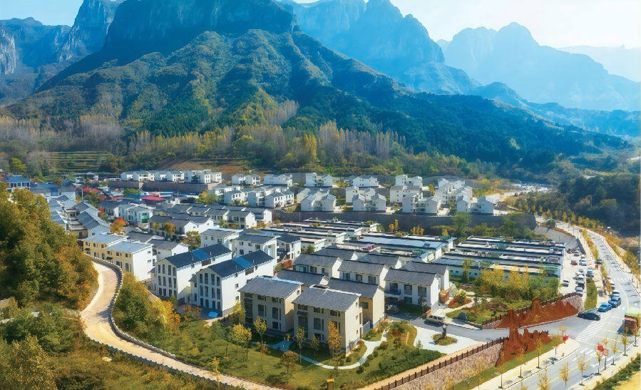 “花美时”依山而建展现太行山民宿风貌(晋晓 摄)  “花美时”依山而建展现太行山民宿风貌(晋晓 摄)