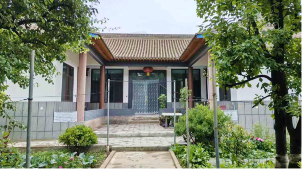 临洮县八里铺镇水渠村村民安冬梅新房(杜建琴 摄) 临洮县八里铺镇水渠村村民安冬梅新房(杜建琴 摄)