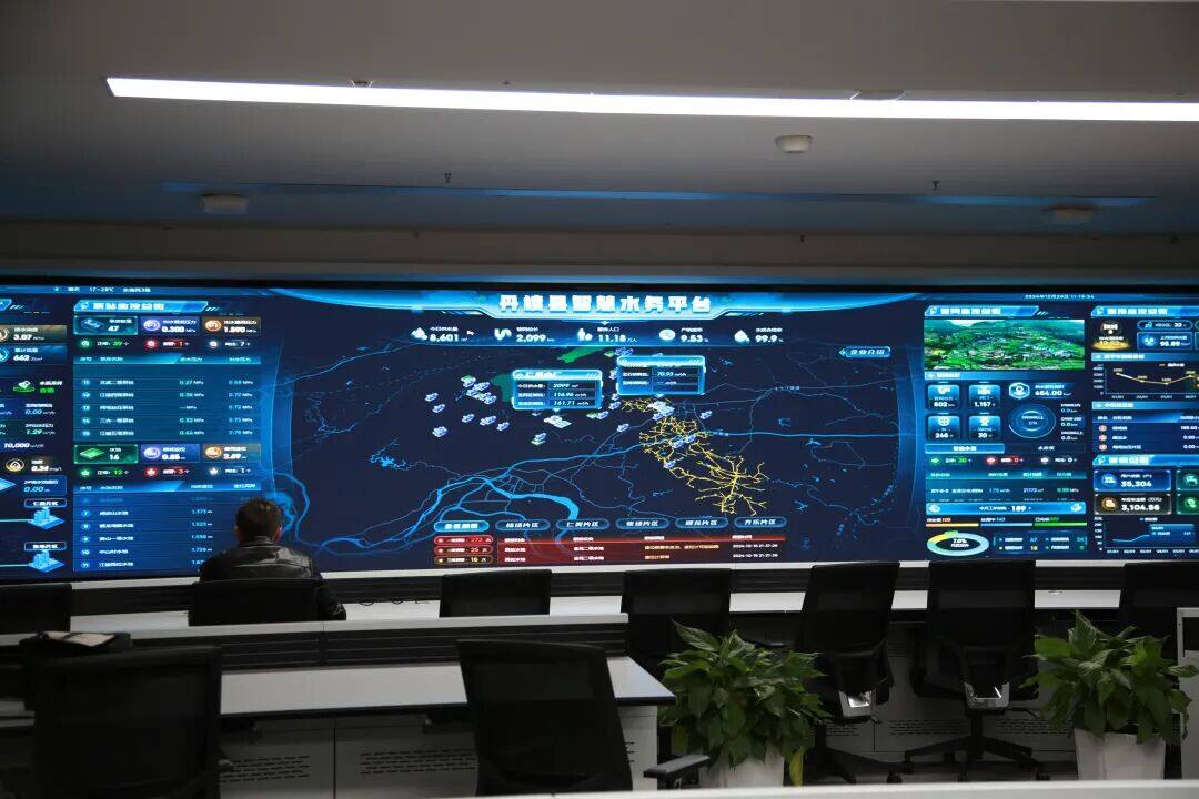 丹棱县农村供水安全综合监管平台BI驾驶舱 (罗俊涵 摄) 丹棱县农村供水安全综合监管平台BI驾驶舱 (罗俊涵 摄)