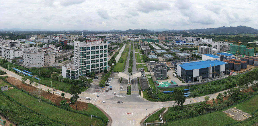 新材料产业园(曾霞 摄) 新材料产业园(曾霞 摄)